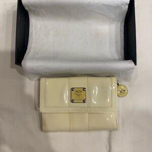 Authentic! Vintage MCM Women’s Bifold Wallet, Credit Card Holder in Cream/Yellow